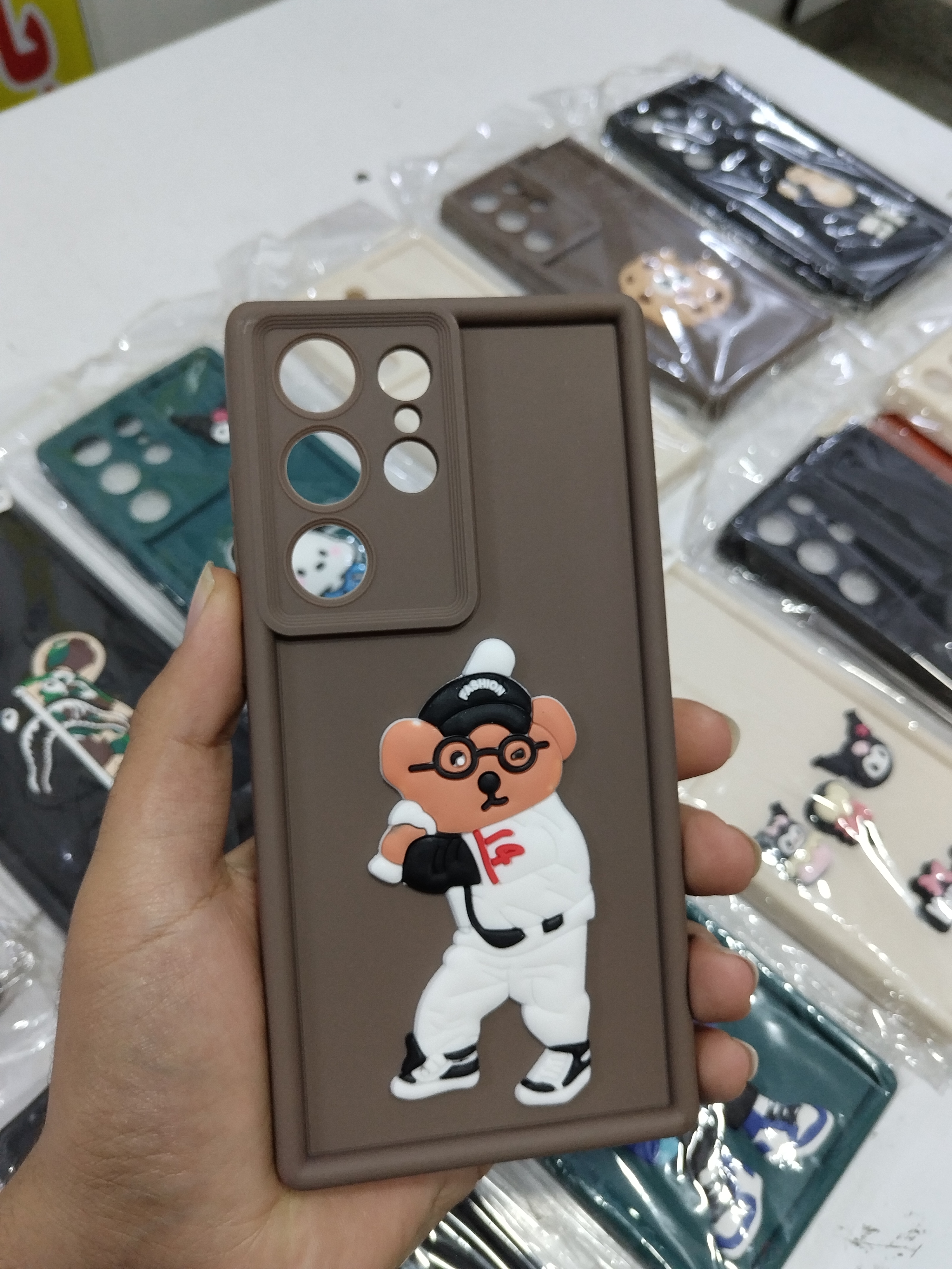 قاب گوشی Galaxy S23 Ultra سامسونگ طرح سیلیکونی Solid عروسکی فانتزی برجسته سه بعدی محافظ لنزدار خرسی