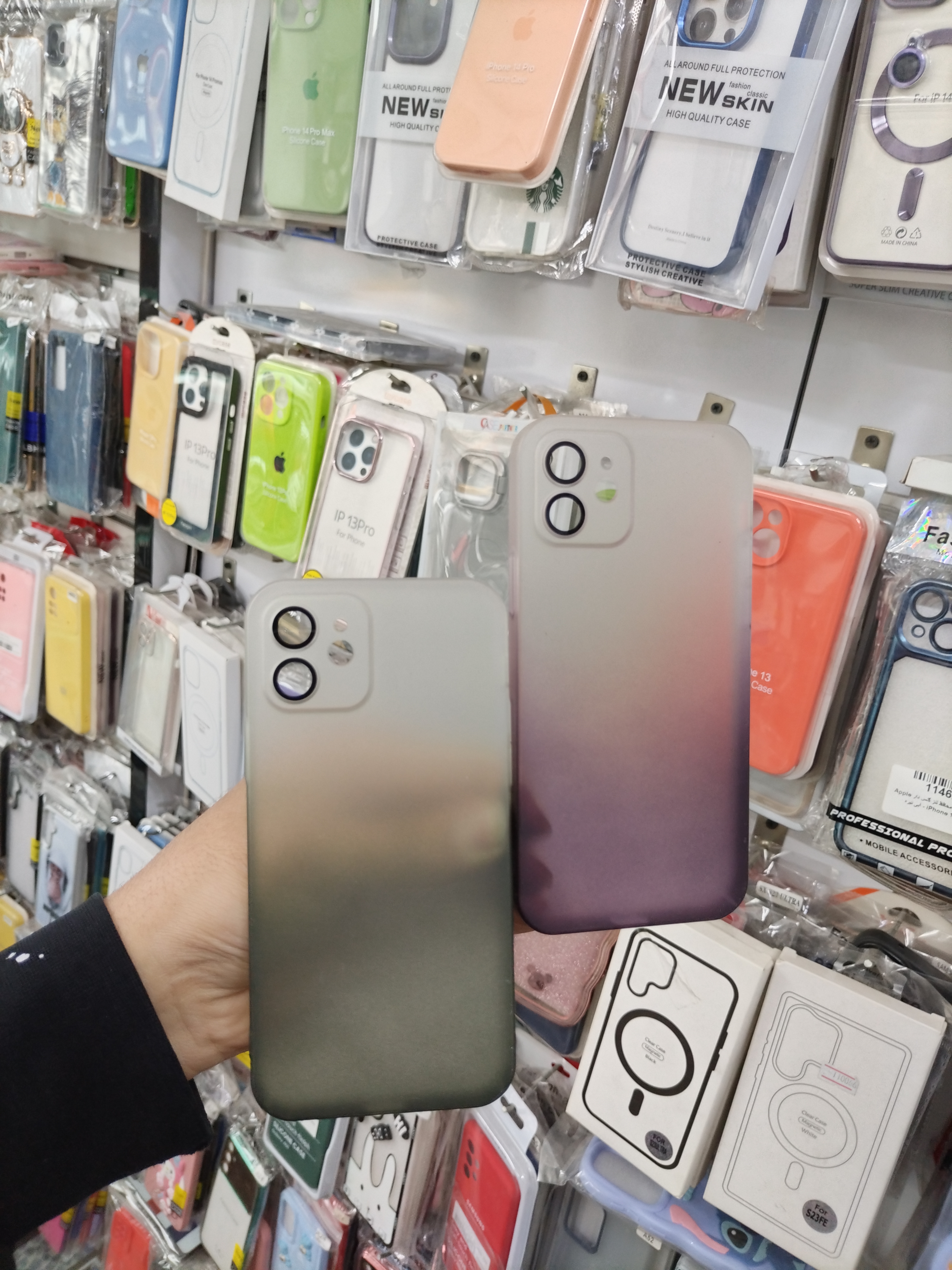کاور گوشی موبایل آیفون 12 نرمال iPhone12 اورجینال آویز دار