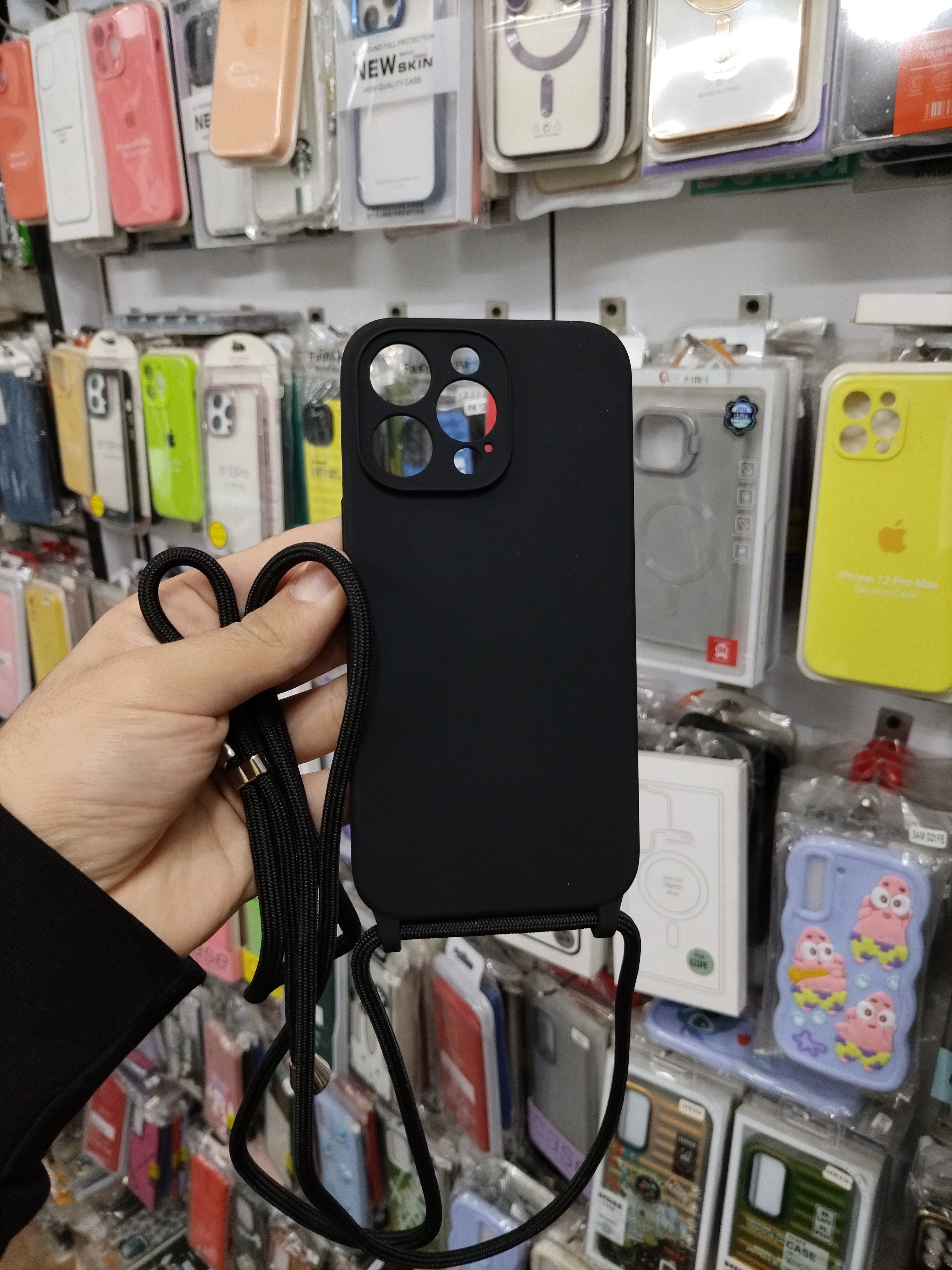قاب گوشی اپل iPhone 14 Pro Max طرح سیلیکونی بند دار