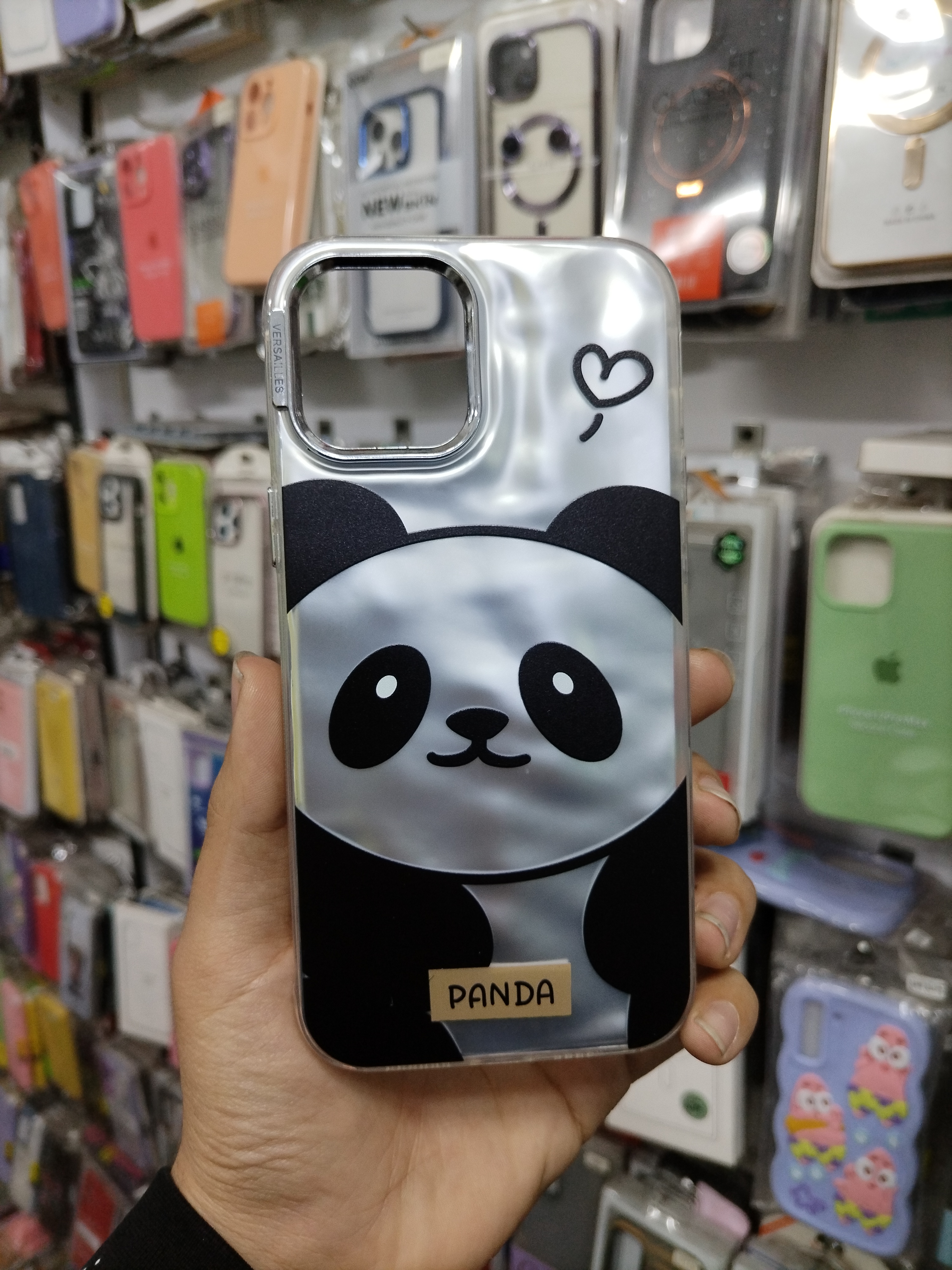 کاور مناسب برای iPhone 12 Pro Max با طرح عروسکی
