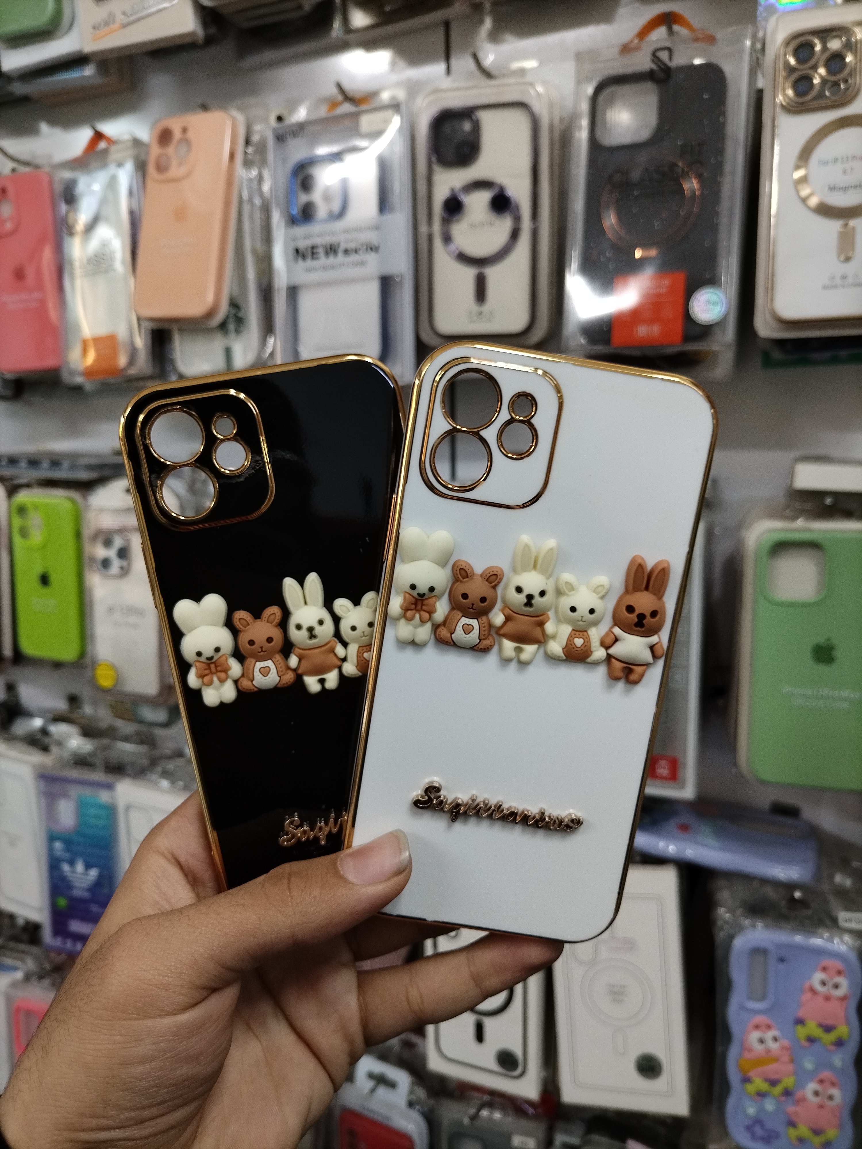 کاور گوشی اپل مدل iPhone 12 طرح عروسکی